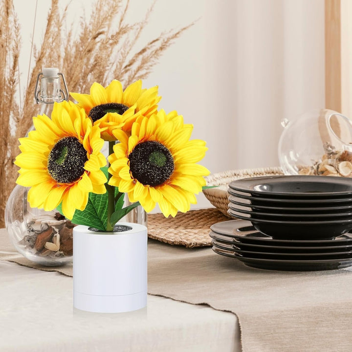 LED-sfeerlamp in zonnebloemstijl, decoratief warm licht