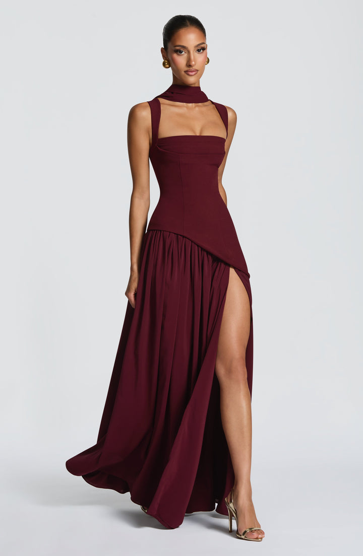 Vloeiende chiffon maxi-jurk met veterdetail op de rug