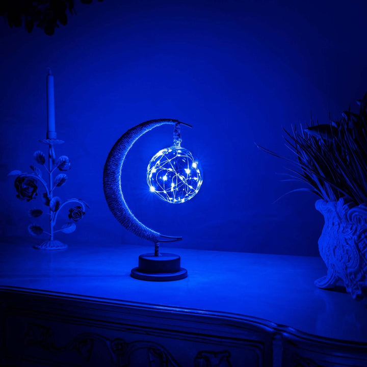 Decoratieve tafellamp met sfeervolle maangloed