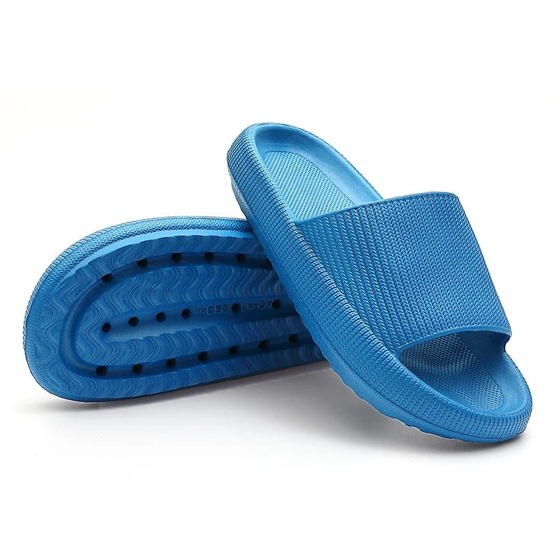 CozyCloud Slippers - Comfort in elke Stap!