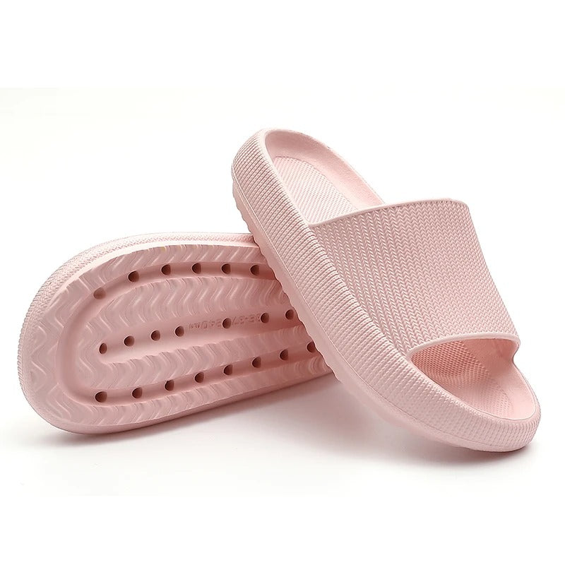 CozyCloud Slippers - Comfort in elke Stap!