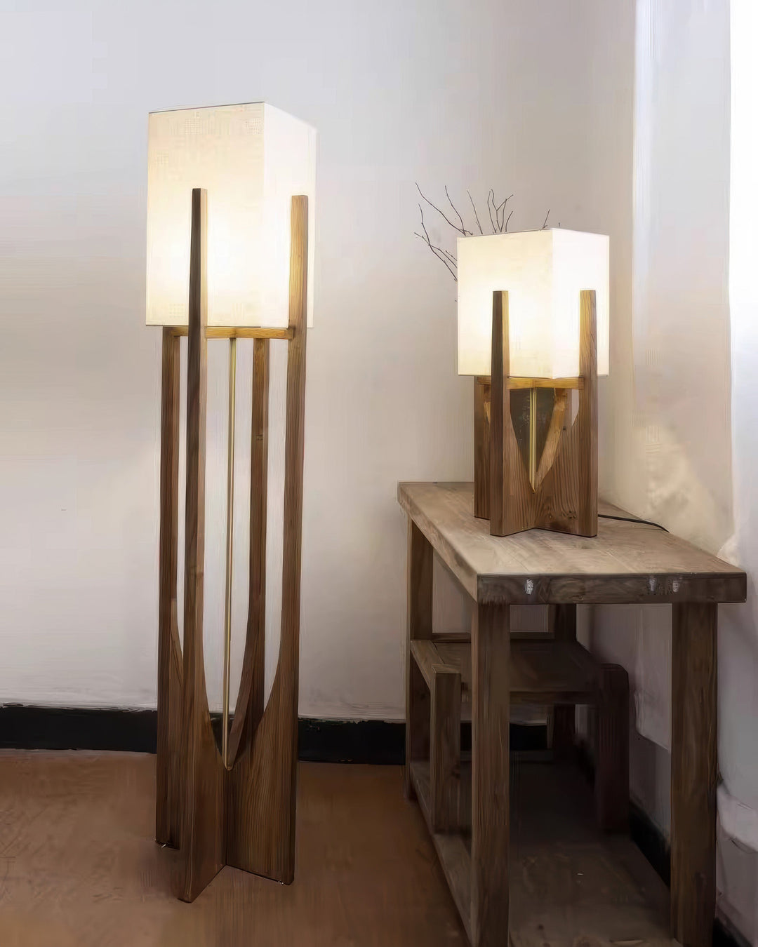 Vloerlamp in walnoothout | Minimalistisch en gezellig