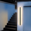 Strakke verticale LED-wandlamp – Elegantie voor buiten